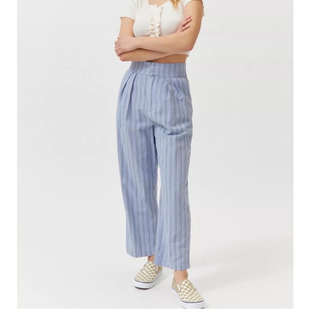 Urban Outfitters • Stripe pant